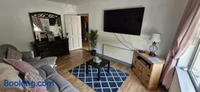 Milltown Apartment - Image 4