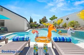 The Splash House - Image 1