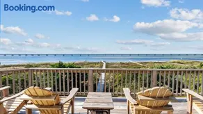 Luxury Waterfront Villa - Image 2