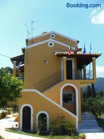 Niki Apartments - Image 3