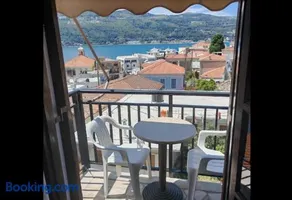 samos town hostel Hotel Bonis - Image 1