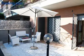 Red House Tiburtina - Image 5