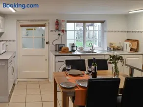 Glen Cottage - Image 2