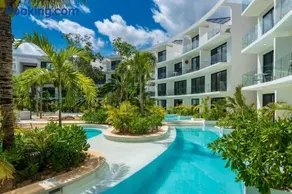 Central Park Lagunas - Image 2