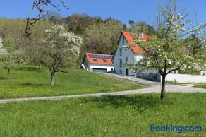 Ferienwohnung-Studio-Suessenmuehle - Image 1