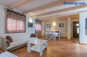 Villa Karina Tar - Image 3