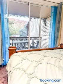 Queen of the Desert Villa 2 Bedrooms - Sleeps 4 Guests - Image 3