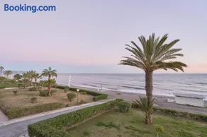 Strand Appartement met Zwembad TD04 by HolidayAndaluz - Image 1