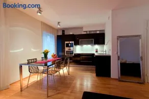 Tatari Apartment - Image 2