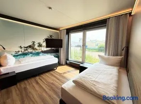 LAU Hotel by WMM Hotels - Image 3