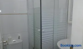 Comfy Apartment Just Outside Barcelona - Image 2