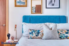 Gorgeous 1-bed city apartment, sleeps 4 - Image 5