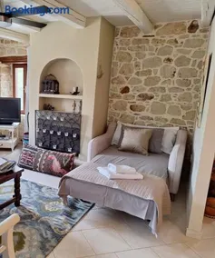 Petite Olive House - Image 2