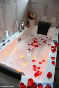 Lemon & Jacuzzi - Image 2