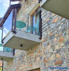 Vila 43 Lin - Image 1