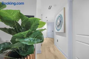 Pinnacle of Luxury & Leisure- 2 BDM,2 BATH, KITCHEN - Image 2