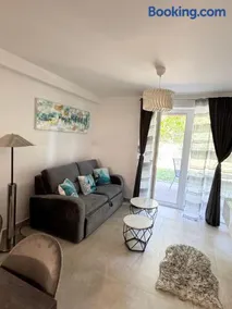 Paloma Blanca Apartman - Image 1
