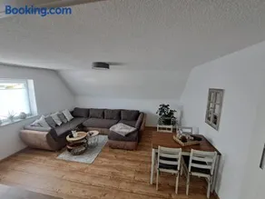 Wunderschönes 2 Zimmer Apartment inkl. Parkplatz - Image 1