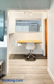 Swallow's Perch Guest Suite - Image 2