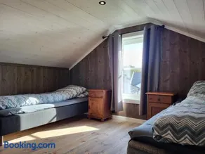 Hytte ved sjøen - Image 2
