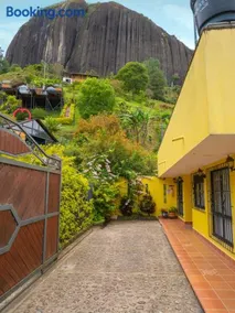 Hermosa casa de campo en GUATAPÉ - Image 5