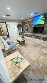 oak&stone - Image 2