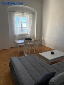Schloss Apartment Lankowitz - Image 2