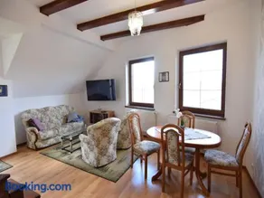 Comfortable holiday apartment with a lake view - Image 2