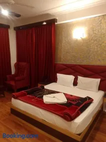 Hotel Aurelius Grand - Image 2