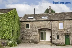 Lythe Barn - Image 2