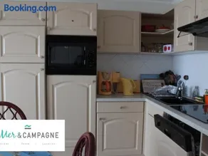 Appartement cosy près de la plage avec balcon, parking et animaux admis - Image 1