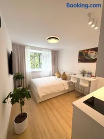 Mežaparks, Ezera Solo Apartment, free parking - Image 1