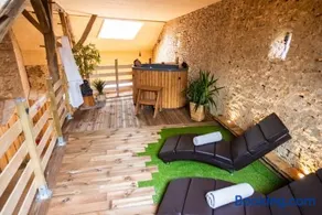 La Cabane et Spa Chez Jules - Image 2