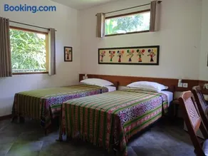 The Country House - Image 3