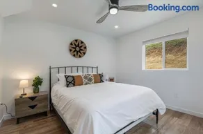 Welcome! 4 bedroom (6 bed) 3 bath River House - Image 4