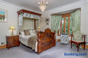 Taldraeth - Old Vicarage Guest House - Image 3