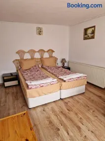 Yana Guest House - Image 5