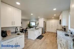 Oak Harbor Vacation Rental - Image 4