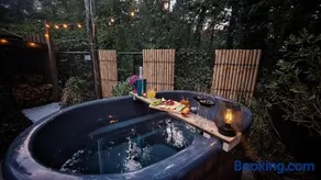 Boself 4pers met hottub - Image 4