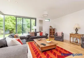 The Lochside House Residence - Image 2