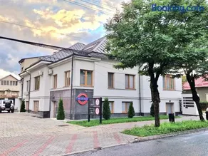 English House - Image 2
