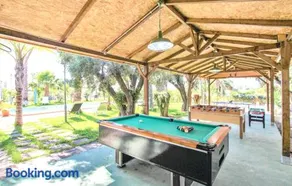 Spacious Villa with Pool near the Beach in Alicante - Image 3