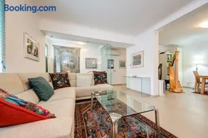 Superb Maisonette in Valletta. - Image 1