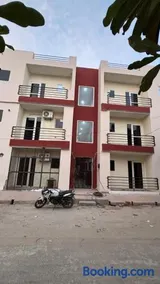 G D HOME STAY Goverdhan - Image 3