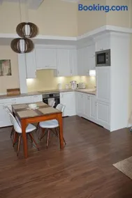 M2-Apartment - Image 1