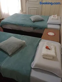 Hospedagem Famíliar casa Rosa - Image 2