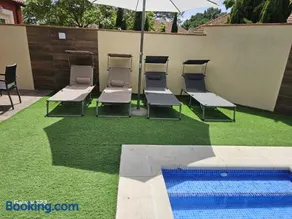 Acogedor chalet con jardín ideal para desconectar - Image 4