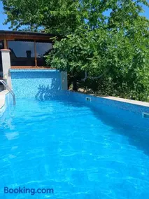 Villa "MEGGI" Овчаровски плаж - басейн, барбекю - Image 2