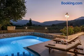 Villa Nature, Heated Pool - Image 3