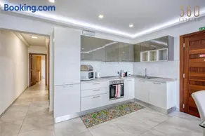 Live the Island Life,2BR in the Heart of Bugibba by 360 Estates - Image 2